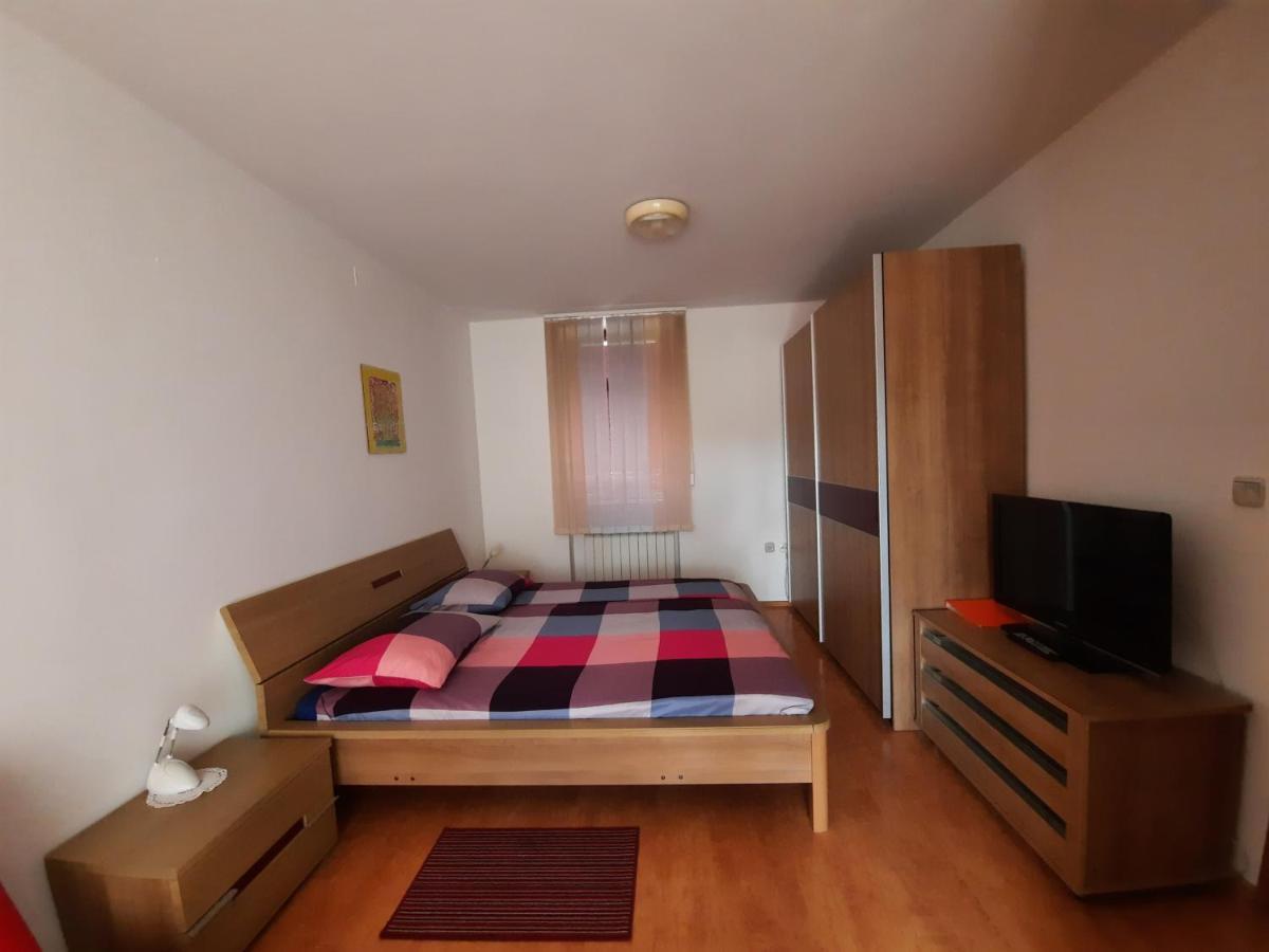 Rooms Cehovin Постойна Экстерьер фото