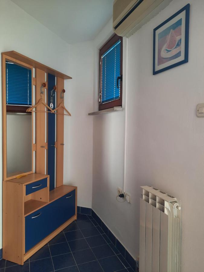 Rooms Cehovin Постойна Экстерьер фото