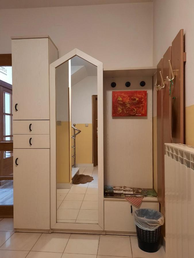 Rooms Cehovin Постойна Экстерьер фото